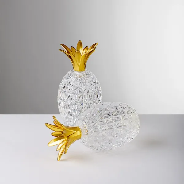 Transparent pineapple-shaped salt and pepper set by Caterina and Vittoria, from Mario Luca Giusti