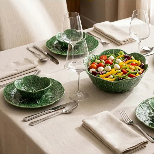 Bordallo Pinheiro 19 cm green fruit plate in the shape of a cabbage