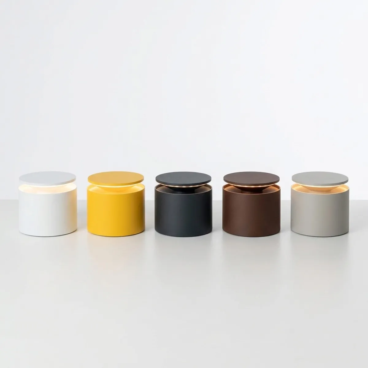 Zafferano Push-up Pro Table Lamp Collection