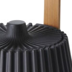 Pekoe Teiera Nera Manico Bambu Con Infusore Di Lucas Frank Revol Detail