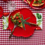 Bordallo Pinheiro Piatto Pizza Pomodoro Small 65022230 31.5 Cm Lifestyle1